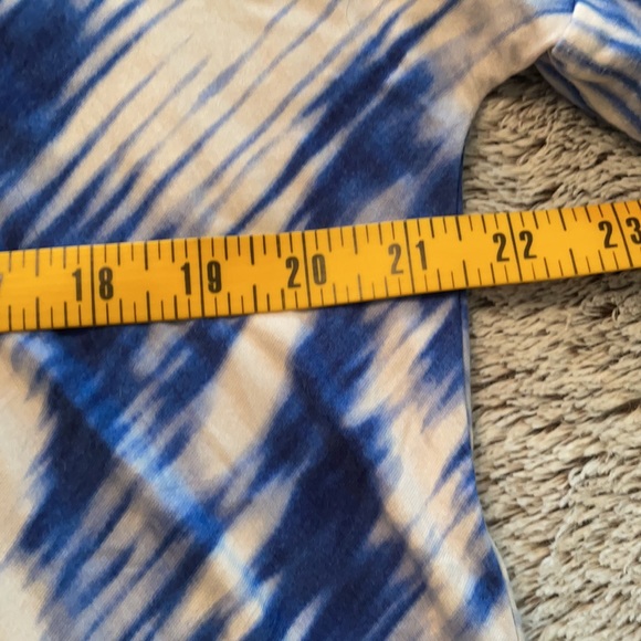 Cynthia Rowley tunic tee - Picture 3 of 4